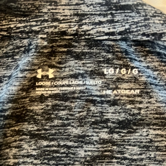 5 Under Armour V-Neck Workout Shirts, Large - Picture 11 of 11